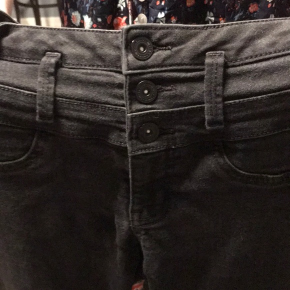 Jeans - Picture 2 of 2